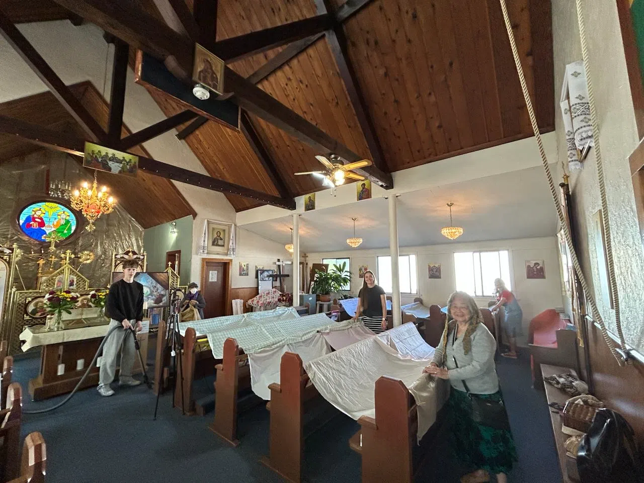 Parish participation in the iconography project.